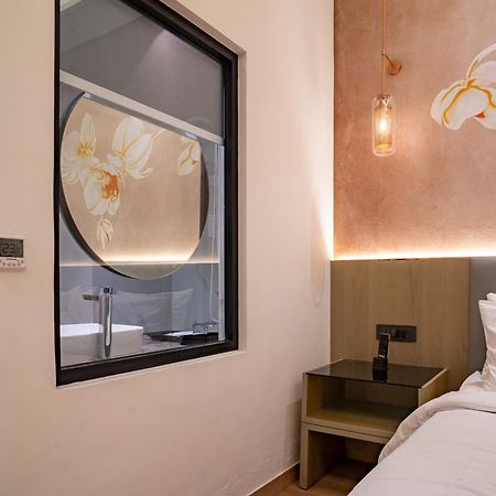 Regenta Place Amritsar By Royal Orchid Hotels Limited Extérieur photo