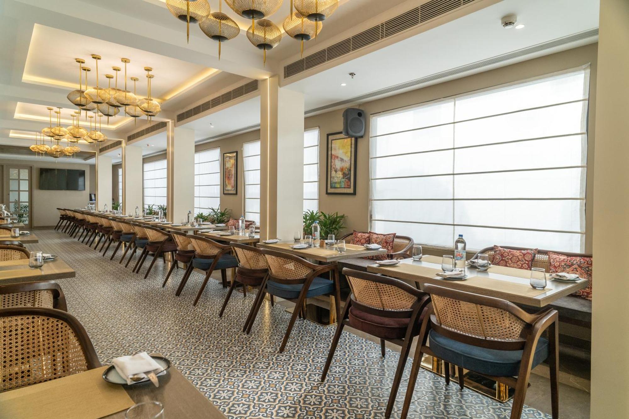 Regenta Place Amritsar By Royal Orchid Hotels Limited Extérieur photo