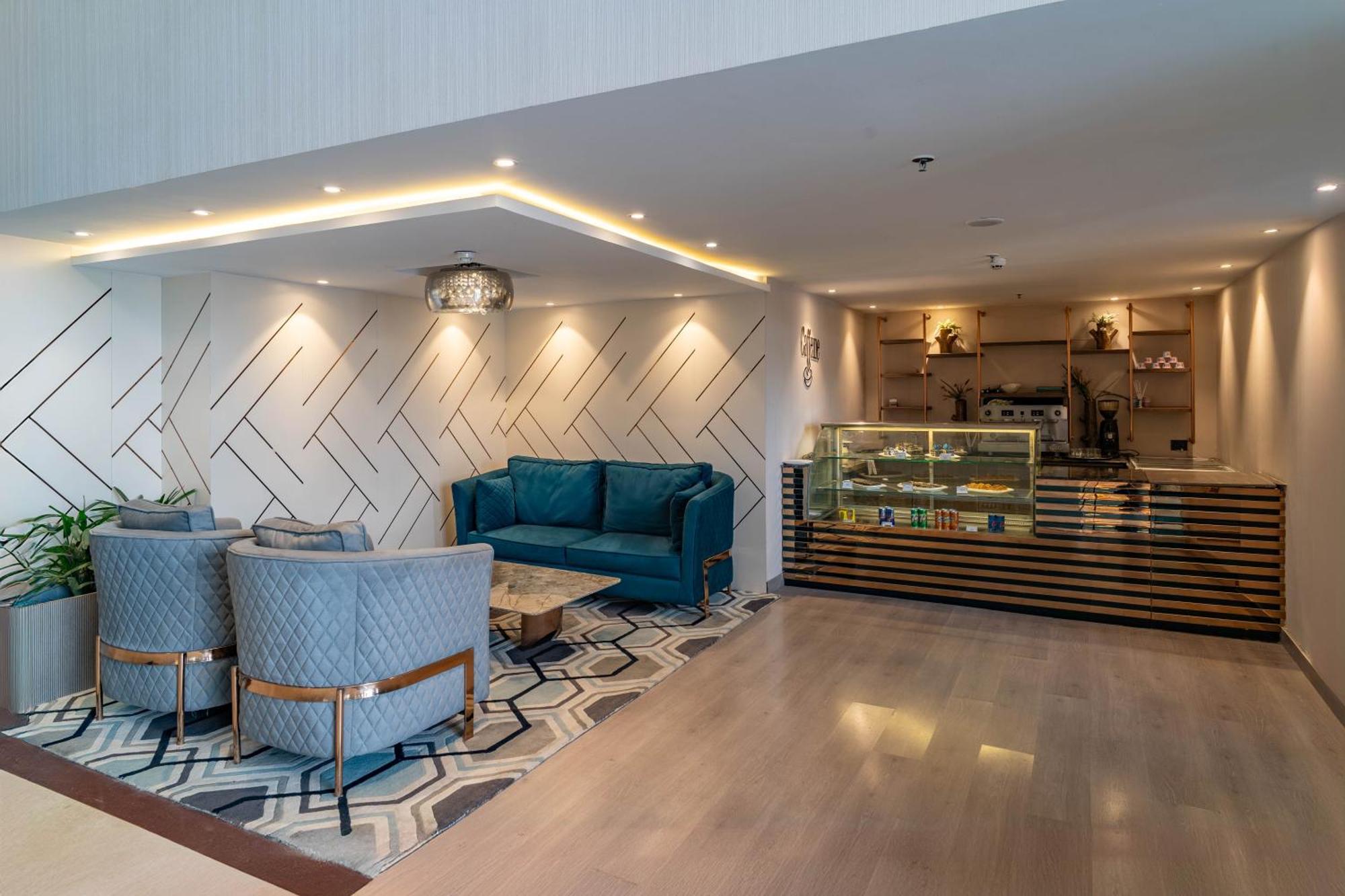 Regenta Place Amritsar By Royal Orchid Hotels Limited Extérieur photo