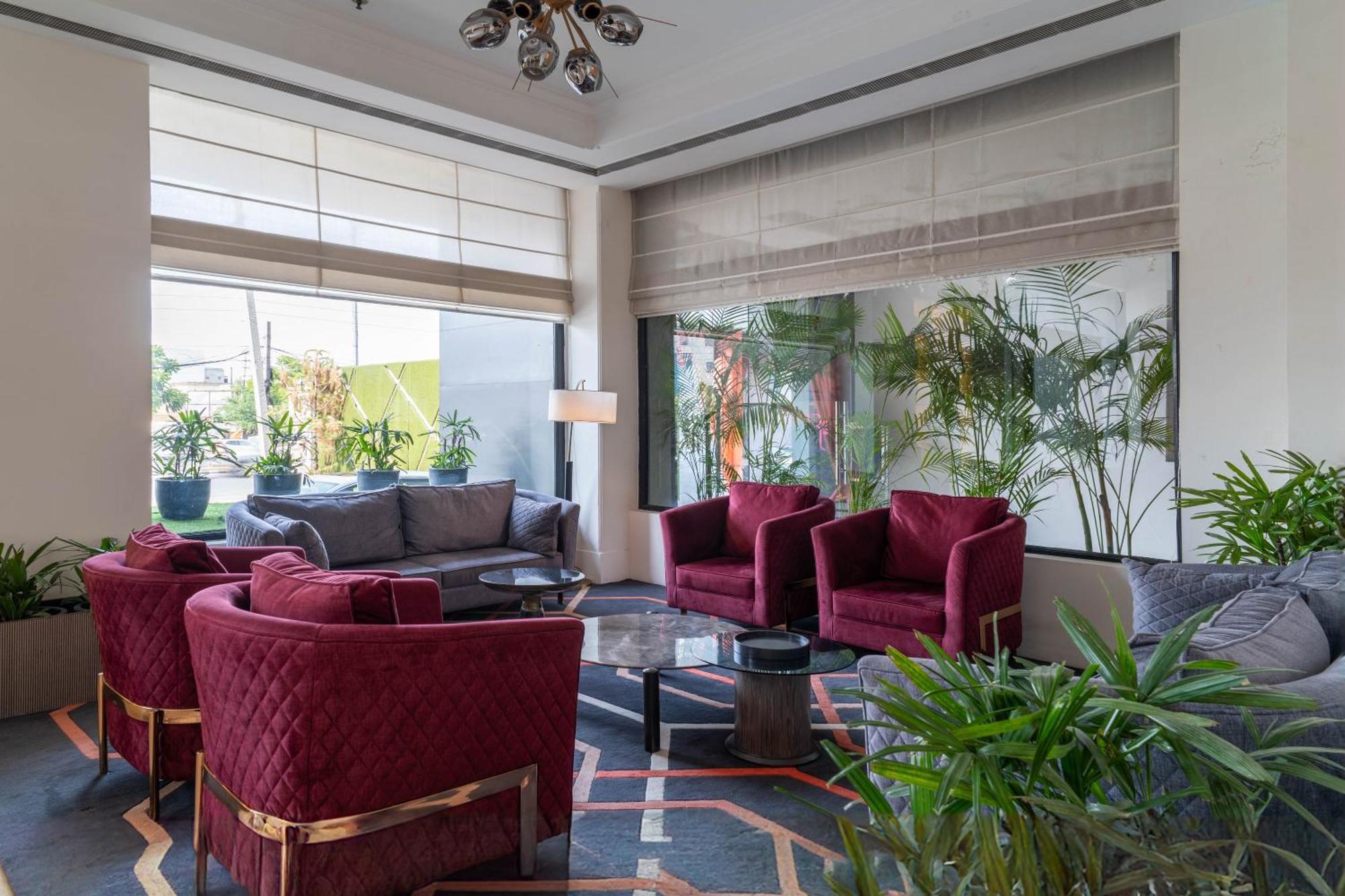 Regenta Place Amritsar By Royal Orchid Hotels Limited Extérieur photo